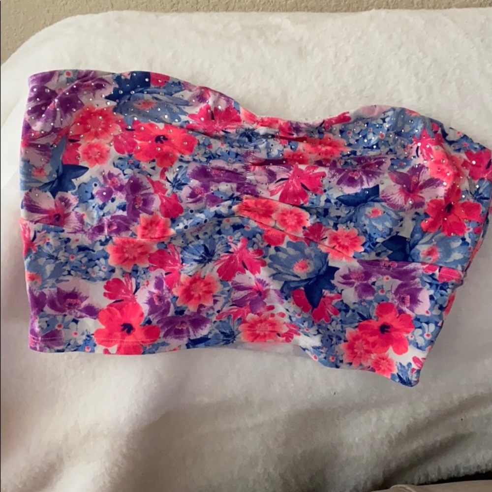 Victoria’s Secret PINK crop top💕